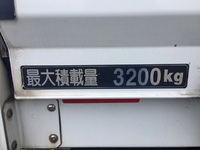 いすゞフォワードパネルバン中型（4t）[写真14]