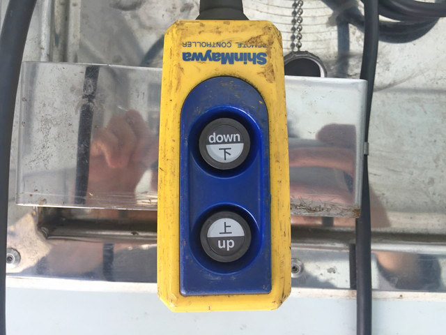 いすゞフォワードパネルバン中型（4t）[写真16]