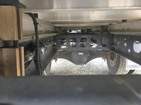 いすゞフォワードパネルバン中型（4t）[写真21]