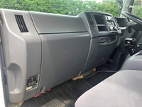 いすゞフォワードパネルバン中型（4t）[写真31]