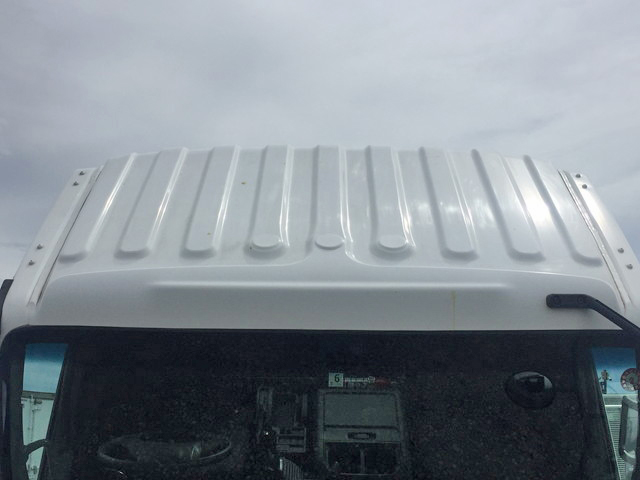 いすゞフォワードパネルバン中型（4t）[写真08]