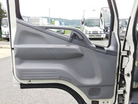 三菱ふそうキャンター冷凍車（冷蔵車）小型（2t・3t）[写真29]