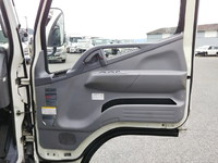 三菱ふそうキャンター冷凍車（冷蔵車）小型（2t・3t）[写真30]