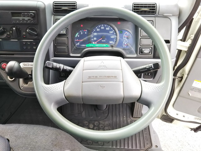 三菱ふそうキャンター冷凍車（冷蔵車）小型（2t・3t）[写真38]