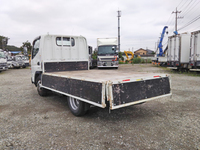 三菱ふそうキャンター平ボディ小型（2t・3t）[写真14]