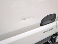 三菱ふそうキャンター平ボディ小型（2t・3t）[写真18]