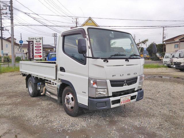 三菱ふそうキャンター平ボディ小型（2t・3t）[写真03]