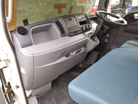 三菱ふそうキャンター平ボディ小型（2t・3t）[写真33]