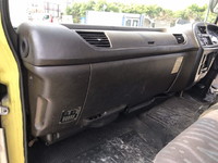 いすゞフォワードアルミブロック増トン（6t・8t）[写真28]