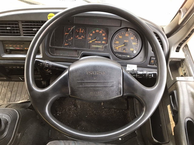 いすゞフォワードアルミブロック増トン（6t・8t）[写真33]