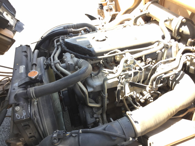 いすゞエルフユニック4段小型（2t・3t）[写真24]