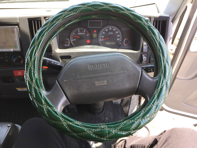 いすゞエルフユニック4段小型（2t・3t）[写真34]