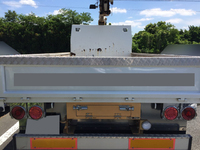 いすゞエルフユニック4段小型（2t・3t）[写真06]