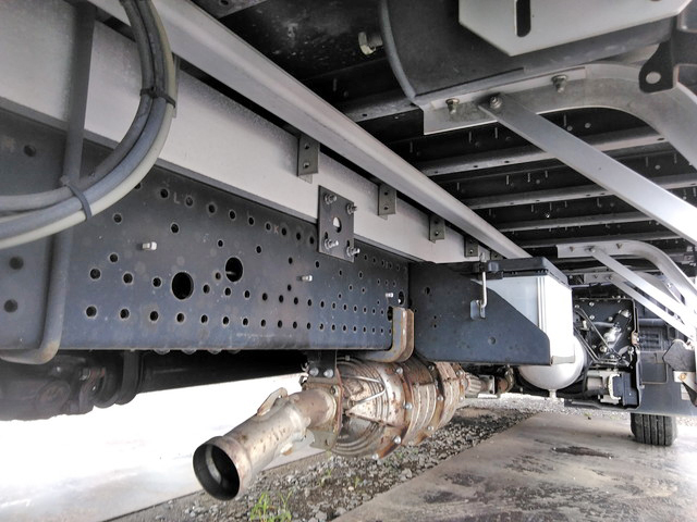 いすゞフォワードアルミウイング中型（4t）[写真15]