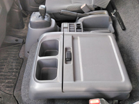 いすゞフォワードアルミウイング中型（4t）[写真33]