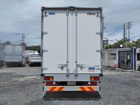 いすゞフォワードアルミウイング中型（4t）[写真08]