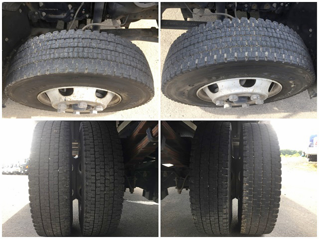 日野デュトロ平ボディ小型（2t・3t）[写真19]