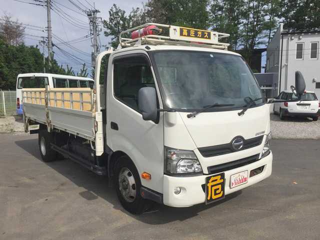 日野デュトロ平ボディ小型（2t・3t）[写真03]