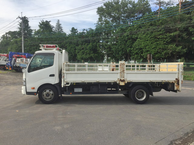 日野デュトロ平ボディ小型（2t・3t）[写真05]
