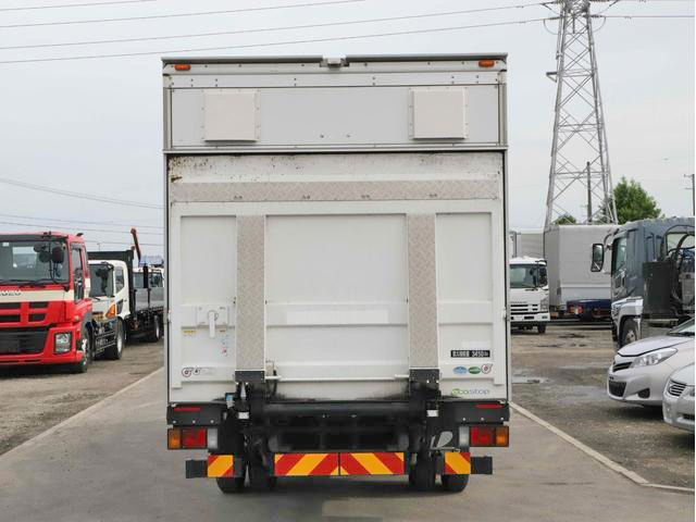 いすゞエルフパネルバン小型（2t・3t）[写真06]