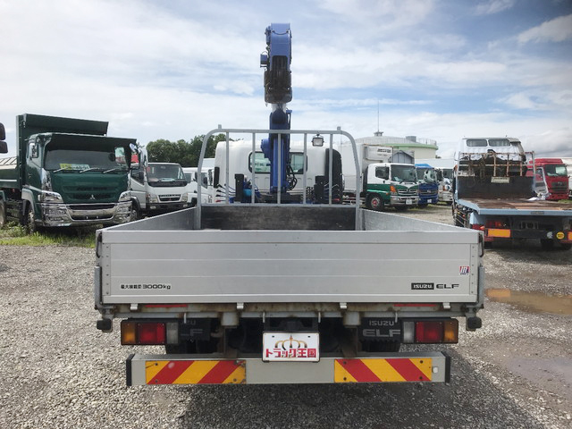 いすゞエルフクレーン4段小型（2t・3t）[写真10]