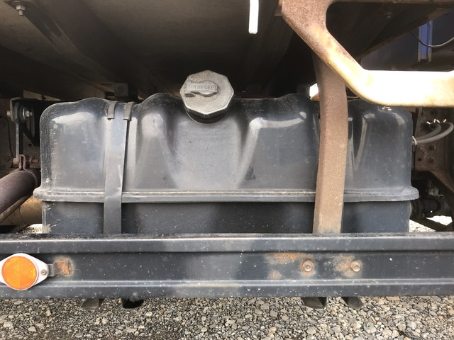 いすゞエルフクレーン4段小型（2t・3t）[写真18]