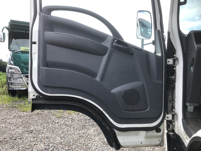 いすゞエルフクレーン4段小型（2t・3t）[写真27]