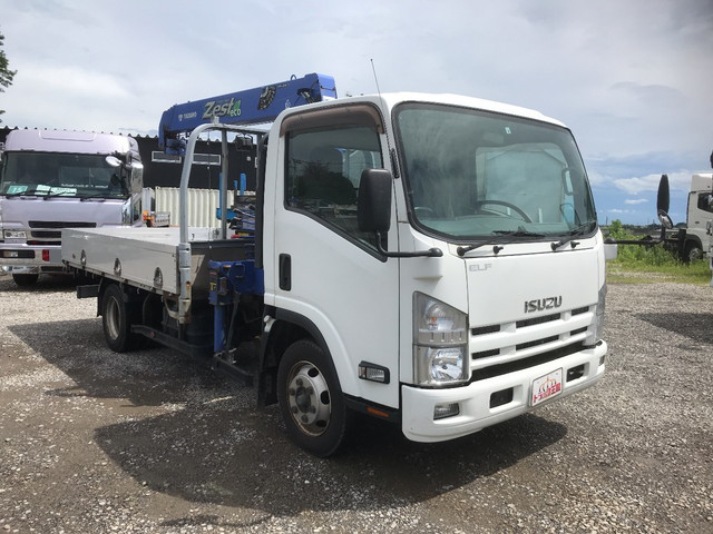 いすゞエルフクレーン4段小型（2t・3t）[写真03]