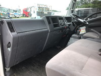 いすゞエルフクレーン4段小型（2t・3t）[写真32]