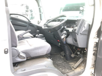 いすゞエルフクレーン4段小型（2t・3t）[写真33]