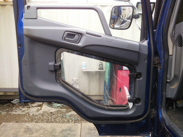 三菱ふそうファイターアルミウイング増トン（6t・8t）[写真27]