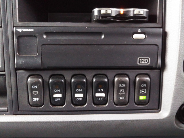 三菱ふそうファイターアルミウイング増トン（6t・8t）[写真36]