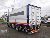 三菱ふそうファイターアルミウイング増トン（6t・8t）[写真04]