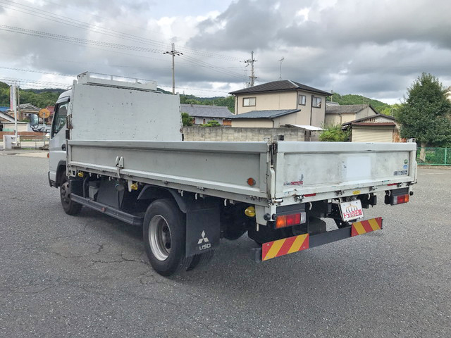 三菱ふそうキャンター平ボディ小型（2t・3t）[写真10]