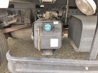 三菱ふそうキャンター平ボディ小型（2t・3t）[写真20]