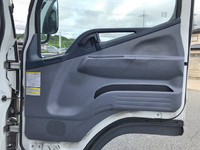 三菱ふそうキャンター平ボディ小型（2t・3t）[写真31]