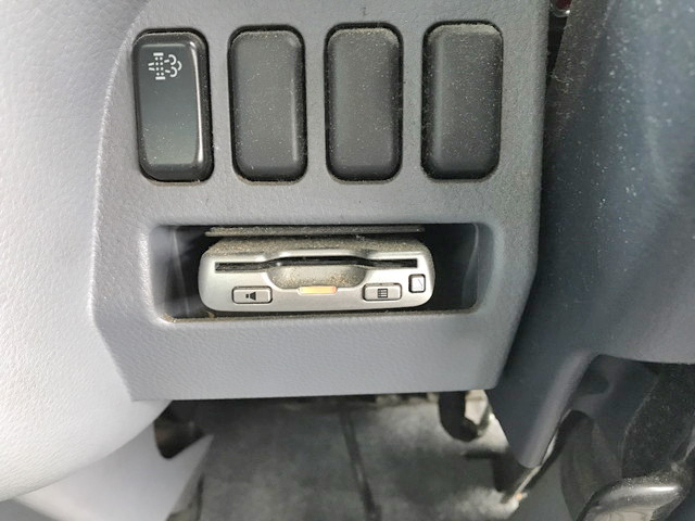 三菱ふそうキャンター平ボディ小型（2t・3t）[写真37]