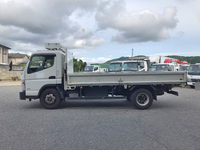 三菱ふそうキャンター平ボディ小型（2t・3t）[写真05]