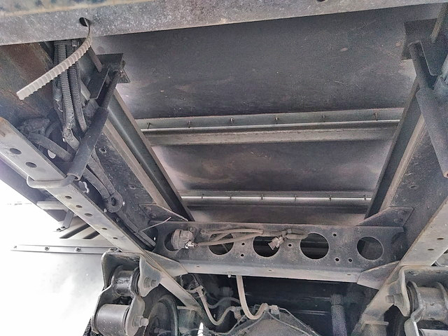 日野デュトロパネルバン小型（2t・3t）[写真17]