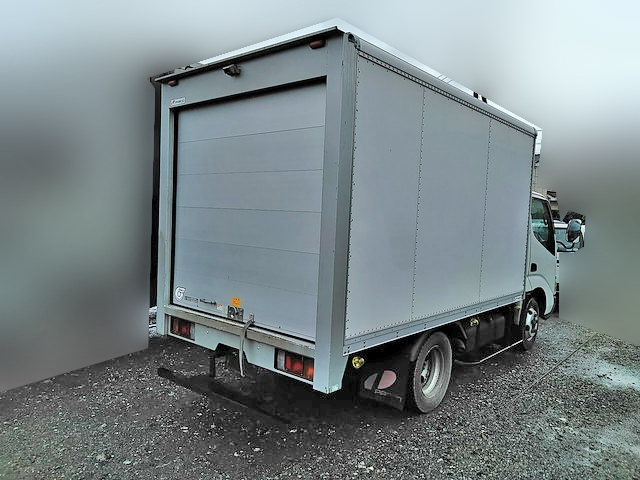 日野デュトロパネルバン小型（2t・3t）[写真04]