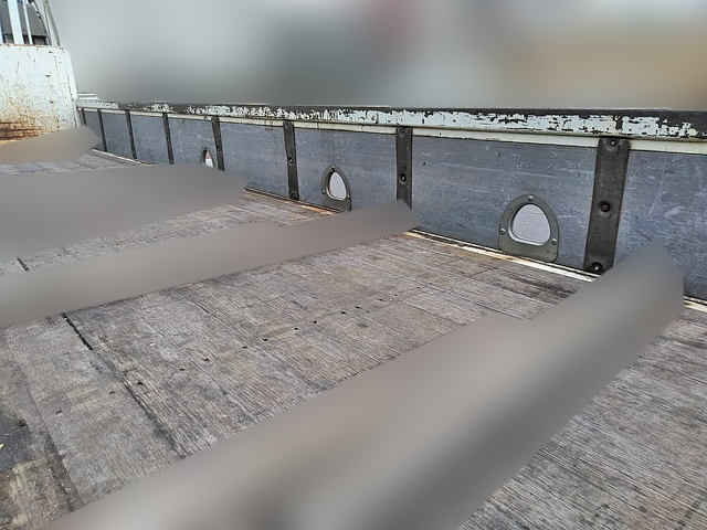 日野レンジャー平ボディ中型（4t）[写真09]