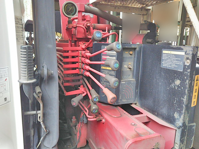 いすゞフォワードクレーン4段中型（4t）[写真11]