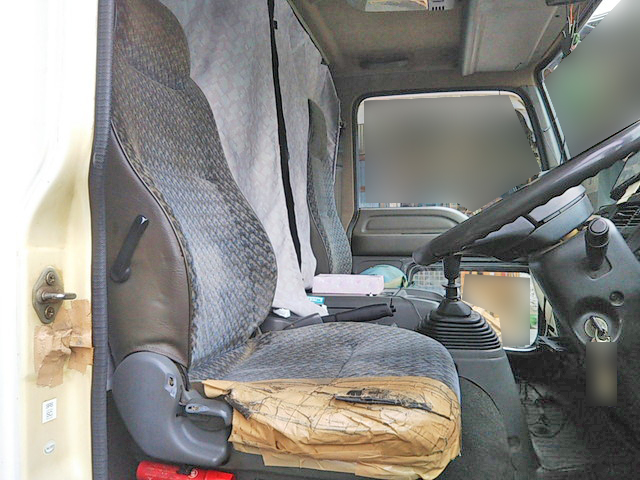 いすゞフォワードクレーン4段中型（4t）[写真32]