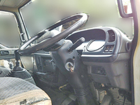 いすゞフォワードクレーン4段中型（4t）[写真33]