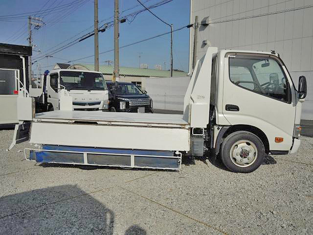 日野デュトロダンプ小型（2t・3t）[写真09]