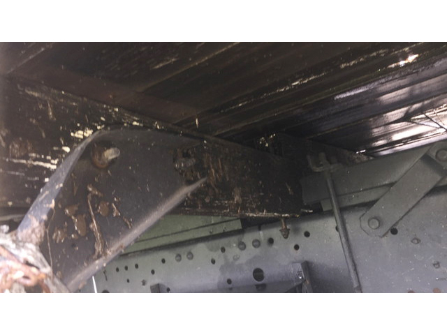 三菱ふそうキャンター平ボディ小型（2t・3t）[写真14]