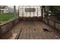 三菱ふそうキャンター平ボディ小型（2t・3t）[写真06]