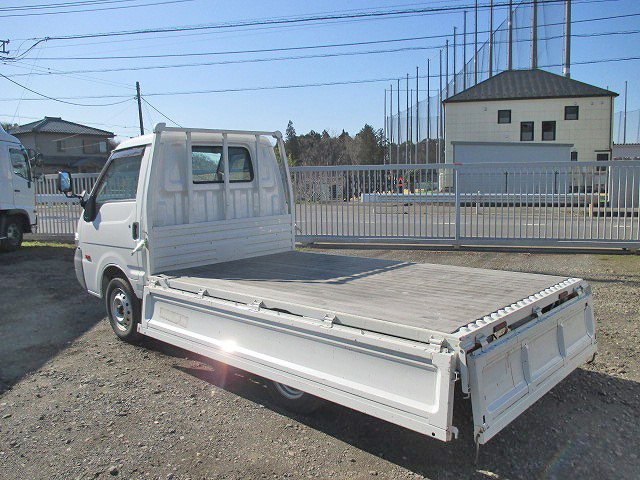 マツダボンゴ平ボディ小型（2t・3t）[写真07]