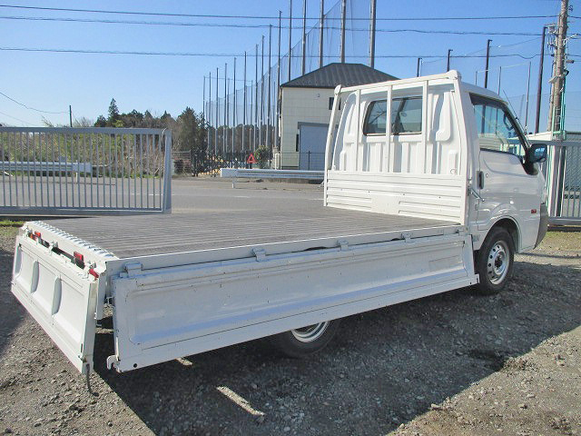 マツダボンゴ平ボディ小型（2t・3t）[写真08]