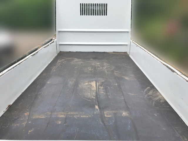 いすゞエルフダンプ小型（2t・3t）[写真08]